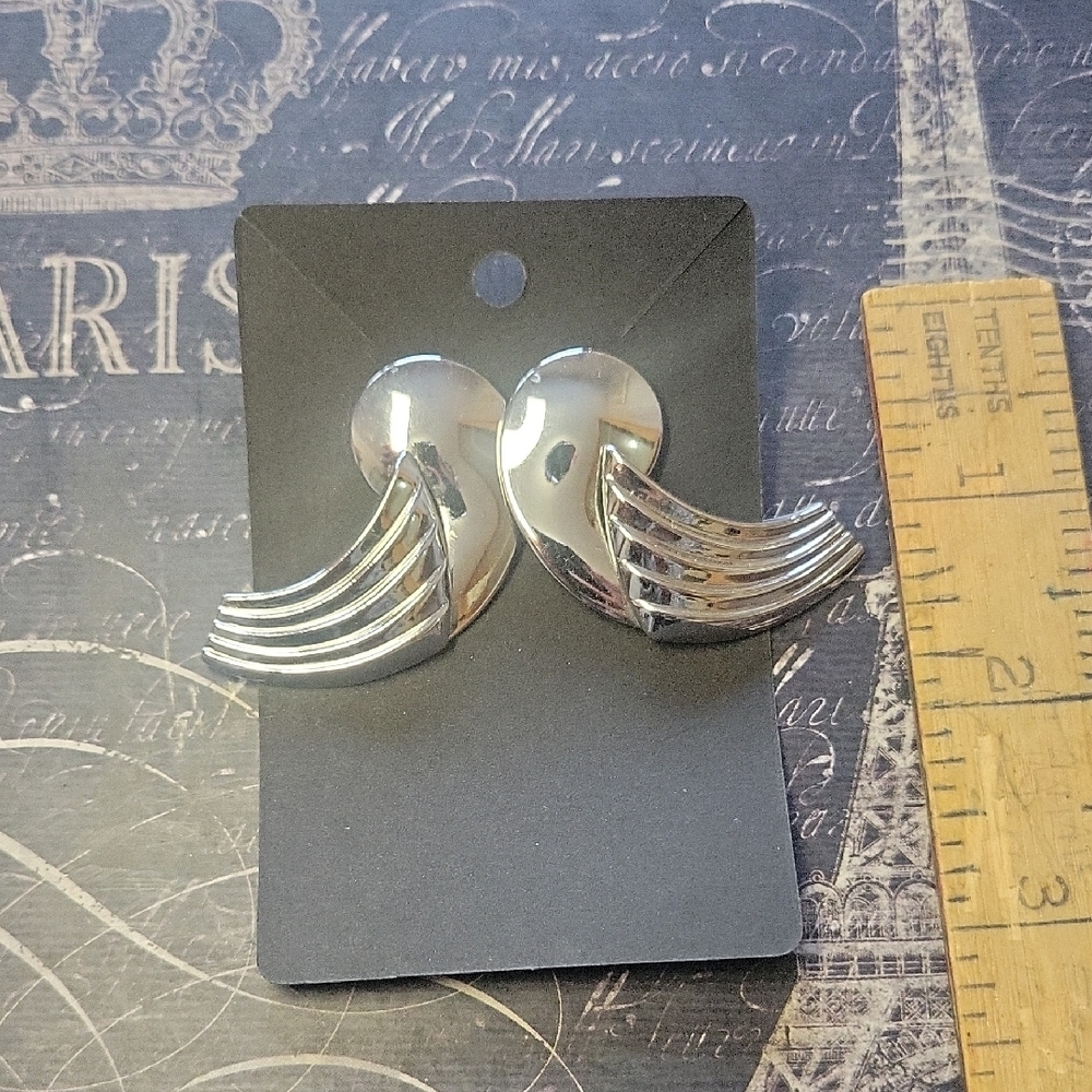 1980s~Funky Pierced Earrings